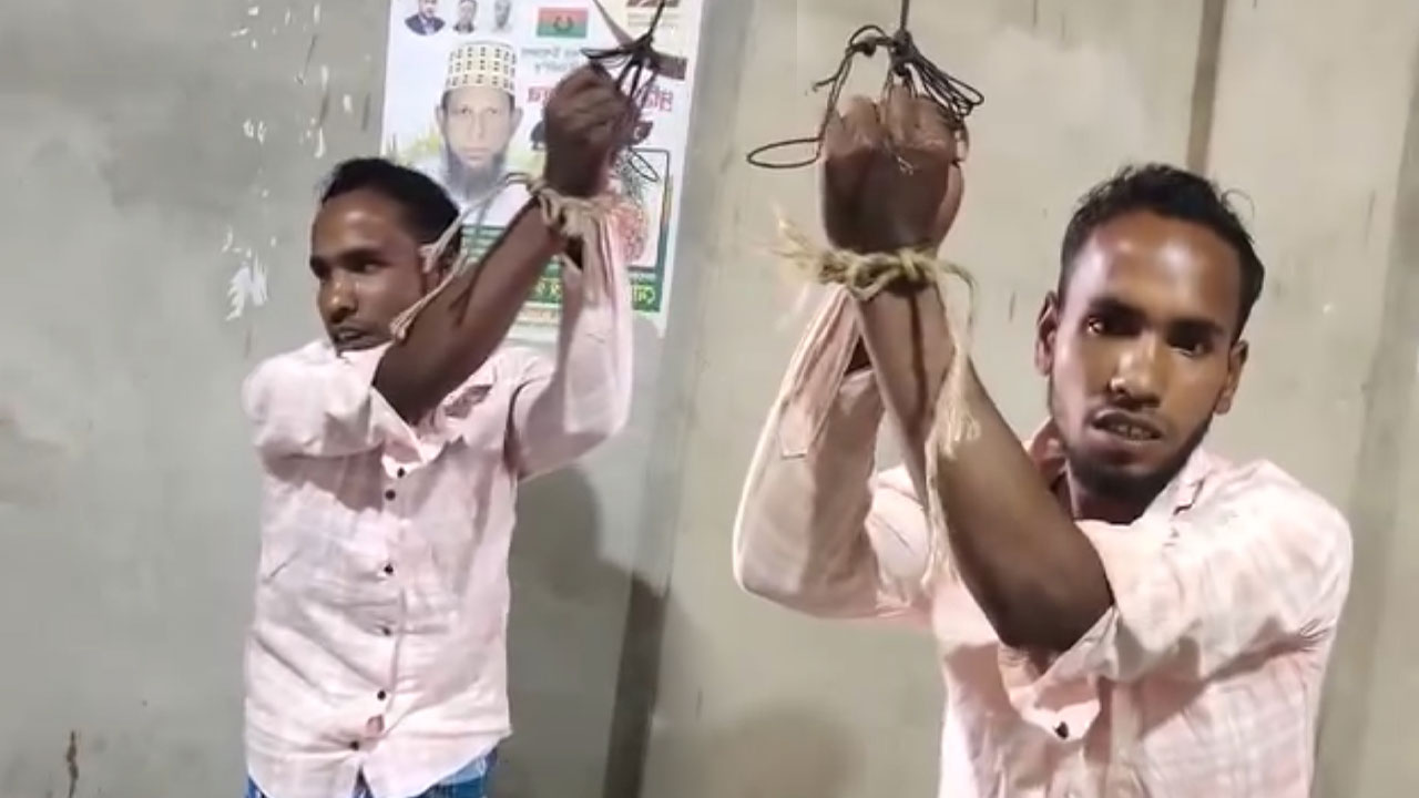 কমলনগরে শ্রমিককে আড়ায় ঝুলিয়ে নির্যাতন, এলাকায় চাঞ্চল্য,ভিডিও ভাইরাল