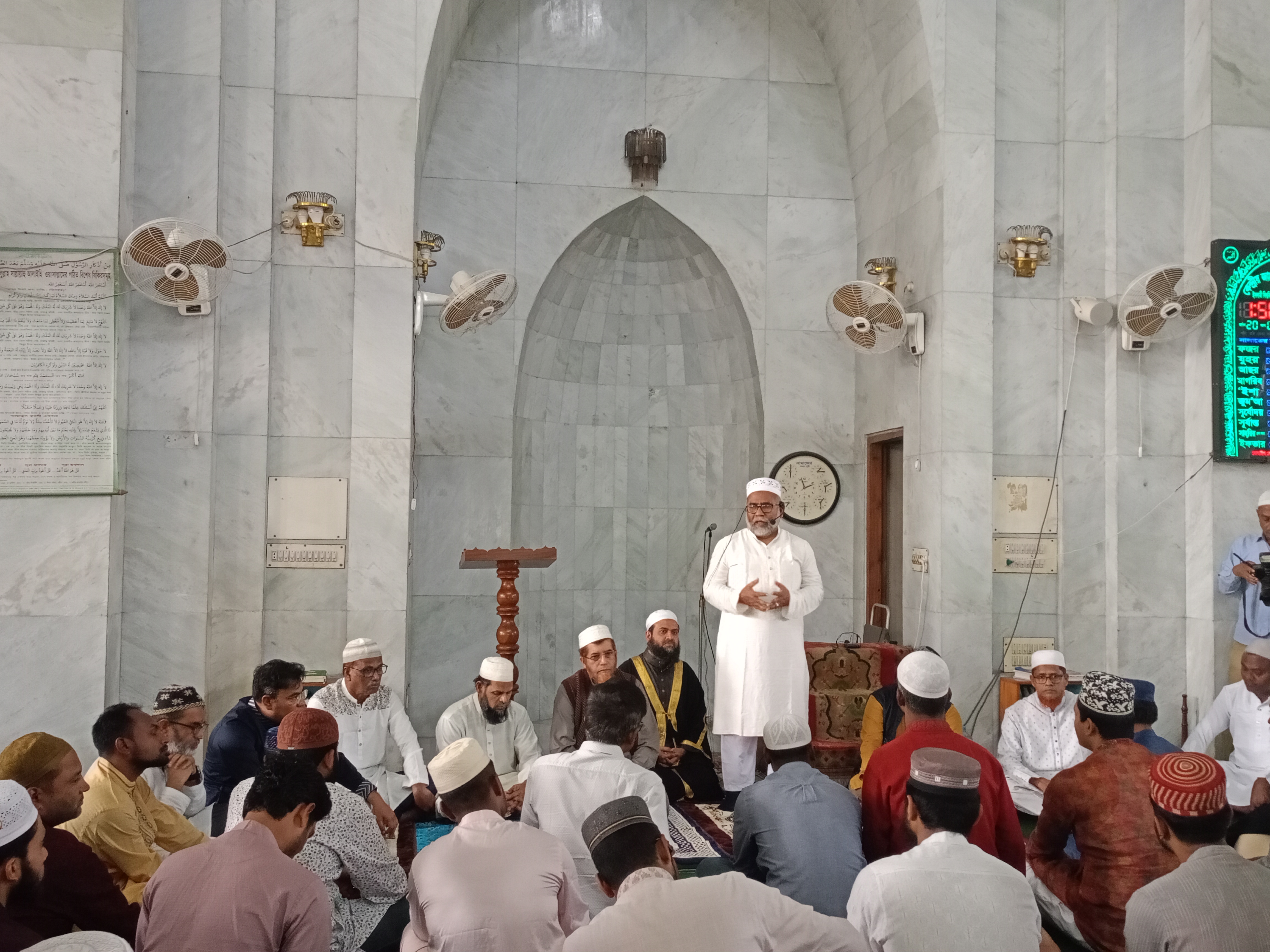 ভাষা শহীদদের স্মরণে ইবিতে দোয়া মাহফিল