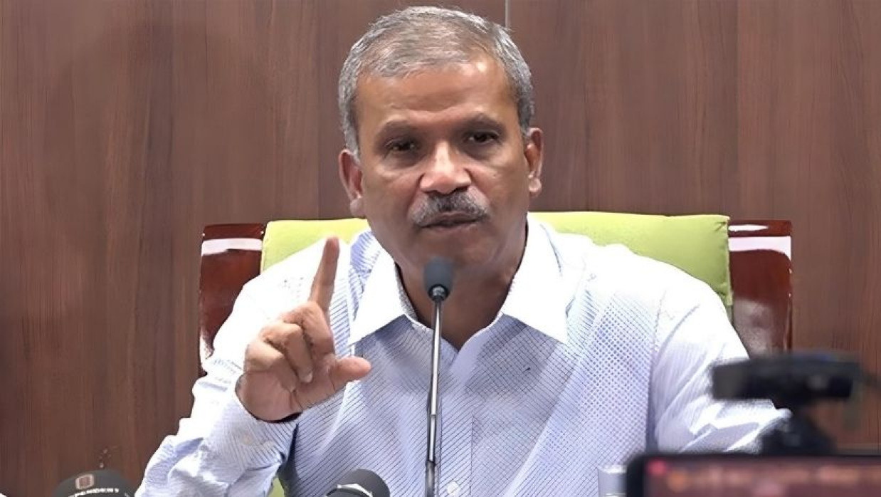 ‘আমার লোক তোমার লোক’ কালচার থেকে বিএনপি জামায়াতকে বের হতে হবে: আসিফ নজরুল