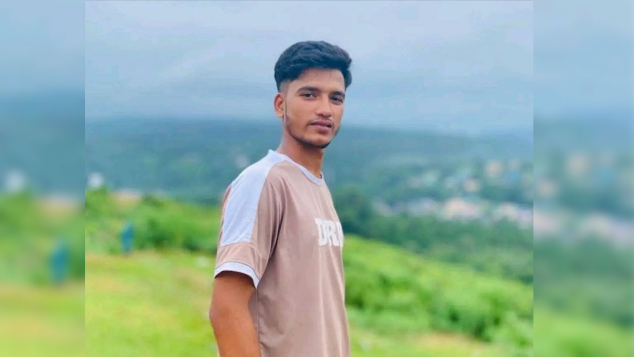 নরসিংদীতে ডাব পাড়াকে কেন্দ্র করে যুবককে কুপিয়ে হত্যা