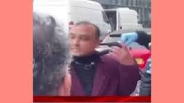 মুসলিম নারীর ছদ্মবেশে চুরির সময় ভারতীয় পুরুষ গ্রেপ্তার