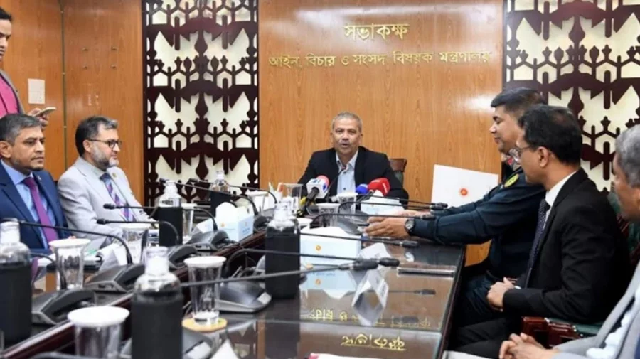 বিচার বিভাগের ডিজিটাল রূপান্তর: ‘ই-বেইল বন্ড’ ব্যবস্থায় মুক্তি মিলবে ঘণ্টার মধ্যে