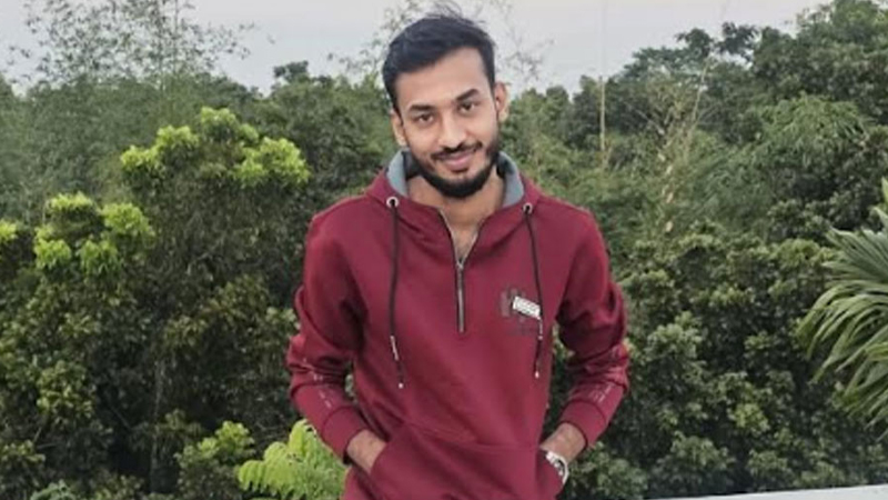 অধ্যায়টা খারাপ যাচ্ছে, গল্প এখনো অনেক বাকি ফেসবুক পোস্ট, যুবককে গুলি করে হত্যা