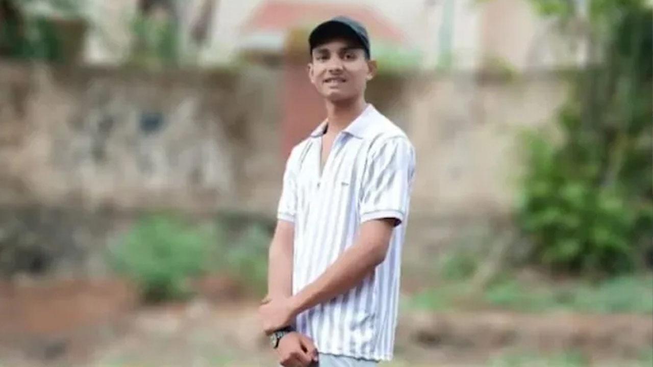 স্ত্রীর নির্যাতনে ইঁদুর মারার বিষ খেয়ে নিজেকে শেষ করলেন আসিফ