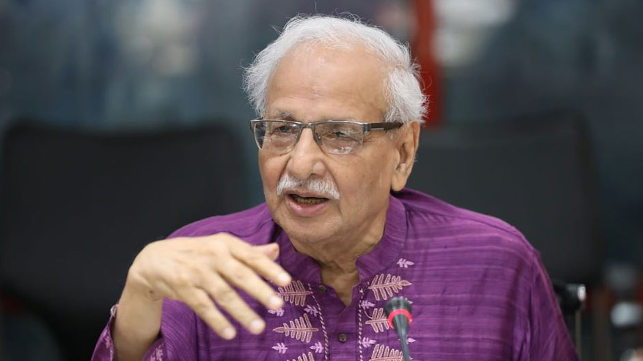 নোট অব ডিসেন্ট নিয়ে বিএনপি খোঁড়া যুক্তি দিচ্ছে: সুজন সম্পাদক বদিউল