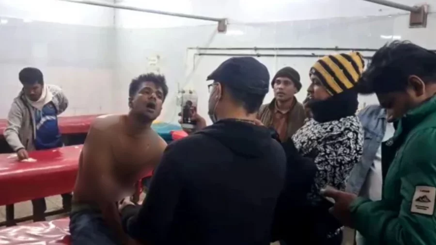 পার্কে স্টাফদের সঙ্গে বিতণ্ডা, কিলঘুষিতে আহত গোপালগঞ্জ জেলা ছাত্রদলের সভাপতি