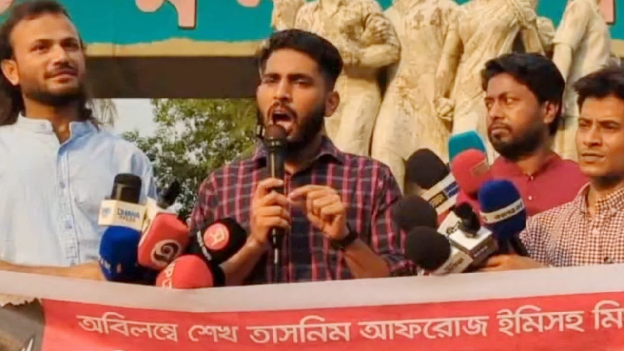 ‘সংবিধানের কোথায় লেখা আছে জয় বাংলা বলা যাবে না’