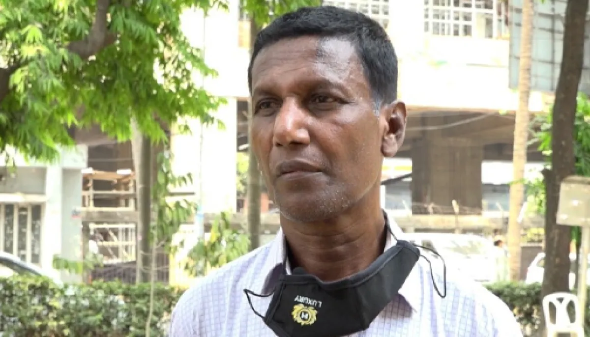 আলোচিত শিক্ষক হৃদয় মণ্ডল আর নেই