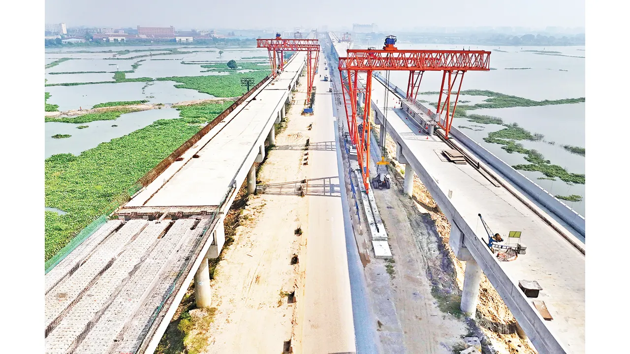 নকশা পরিবর্তন, ব্যয় বাড়ছে ১০ হাজার কোটি টাকা । ছবি: সংগৃহীত