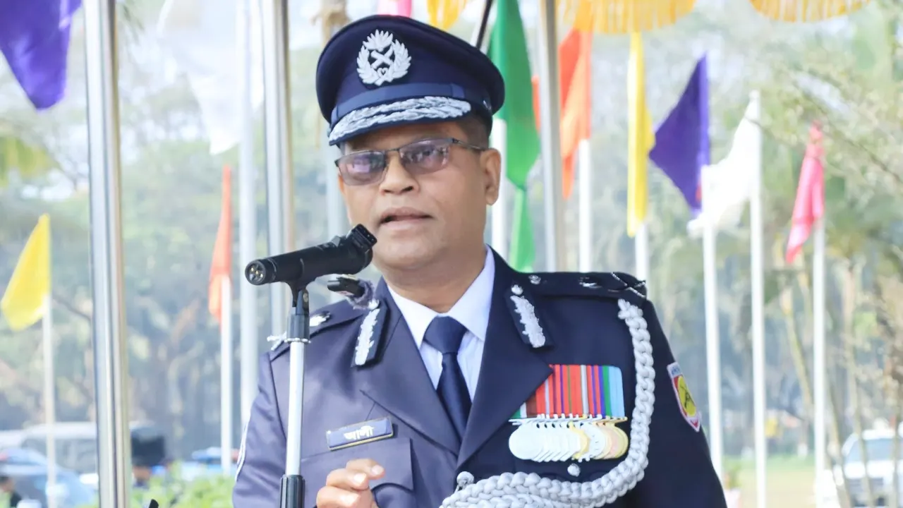 নতুন আইজিপি আলী হোসেন ফকির