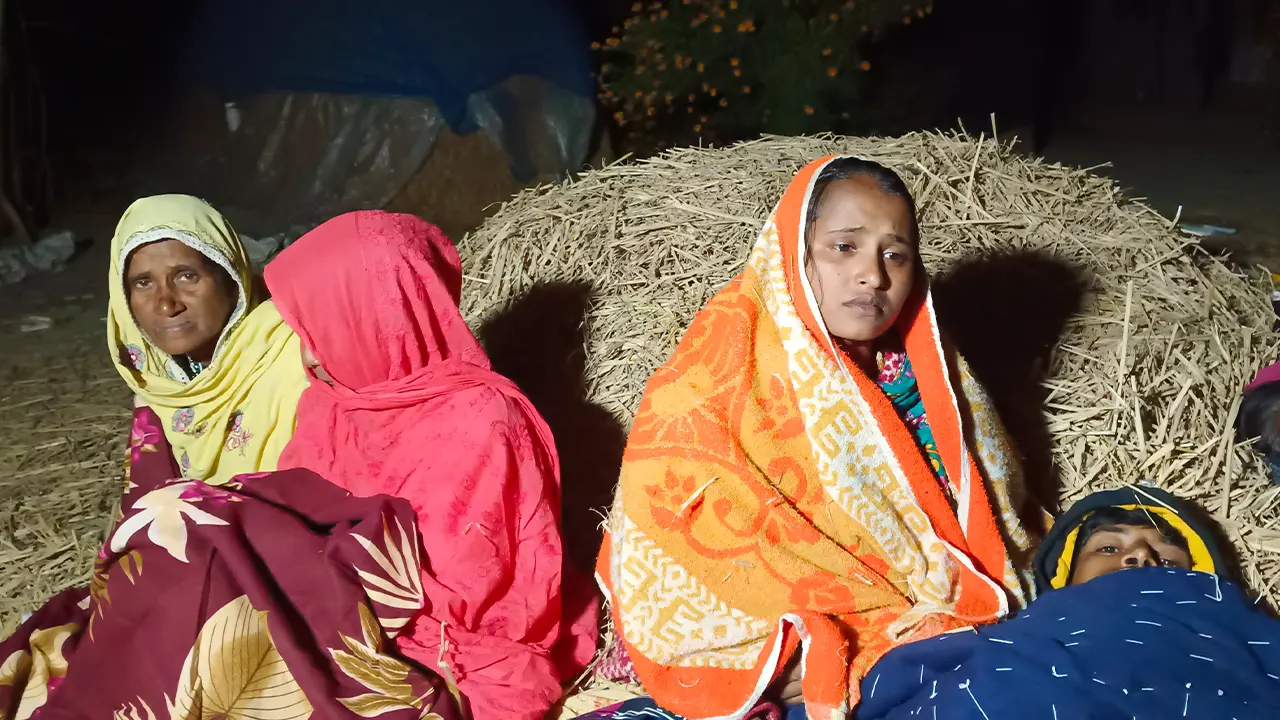 গভীর নলকূপে ছেলে, রাতভর অপেক্ষার পর যা বললেন মা