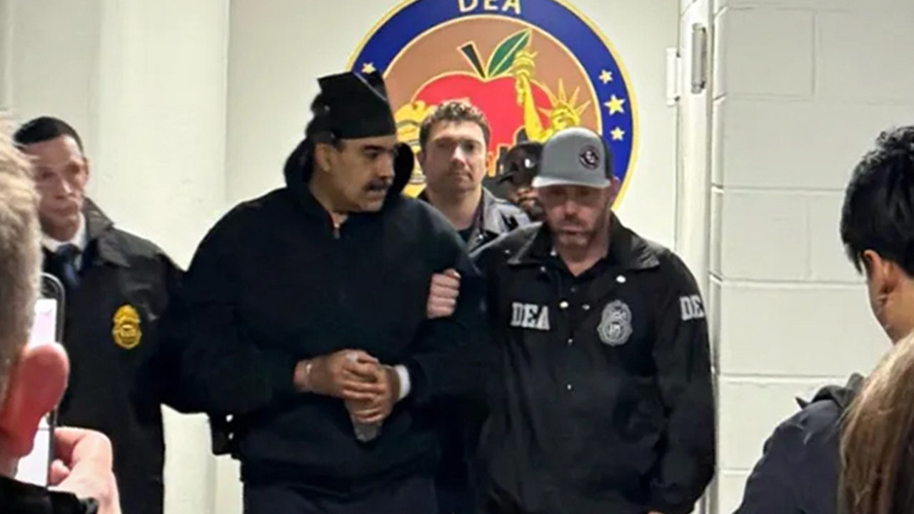 নিউইয়র্কের ডিটেনশন সেন্টারে আটক ভেনেজুয়েলার প্রেসিডেন্ট মাদুরো