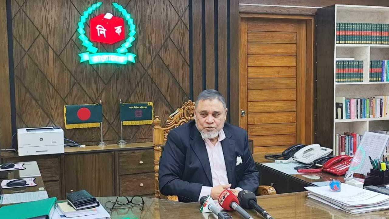 নির্বাচনের পরিবেশ সন্তোষজনক: সিইসি