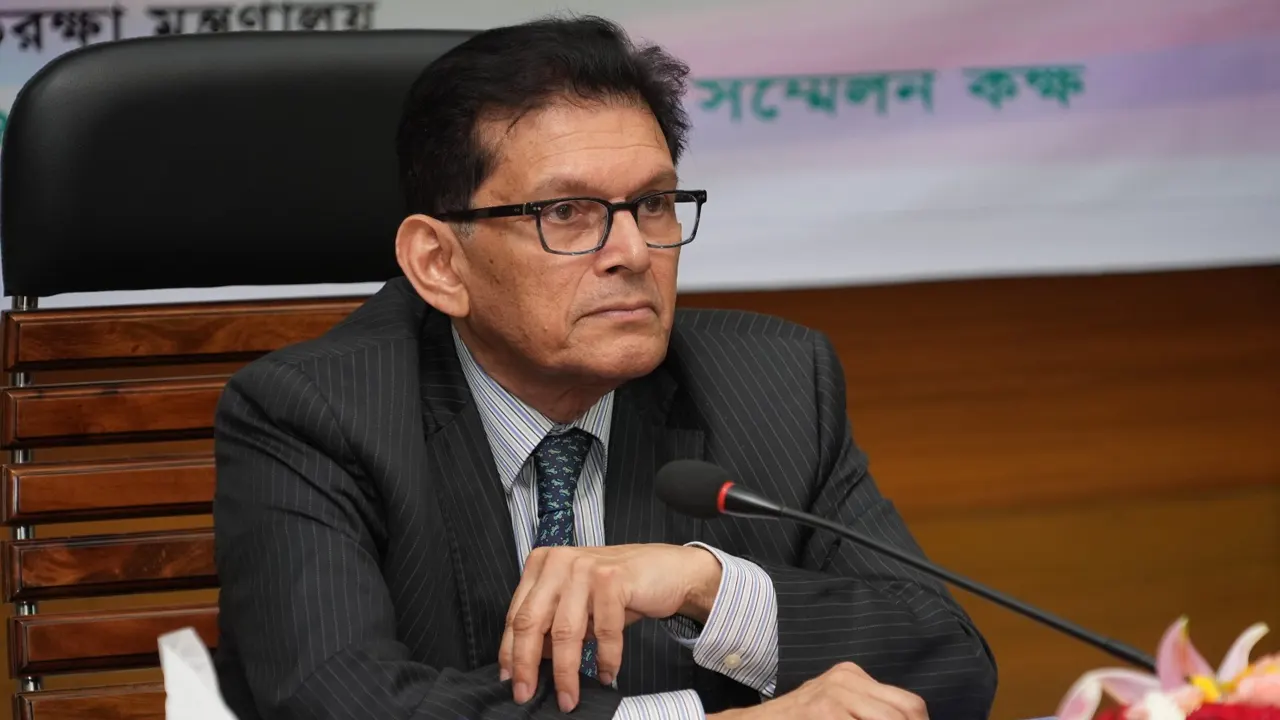 উপদেষ্টা পরিষদ থেকে মন্ত্রিসভায় ডাক পেলেন ড. খলিলুর রহমান