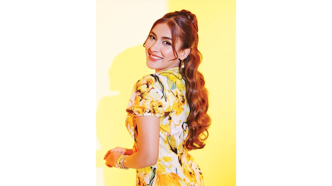 অভিনয়ের পাশাপাশি মানবিকতার উজ্জ্বল দৃষ্টান্তে মেহজাবিন