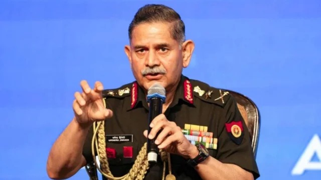 ভারতীয় সেনাপ্রধানের কড়া হুঁশিয়ারি ‘যে কোনো পরিস্থিতির জন্য প্রস্তুত’