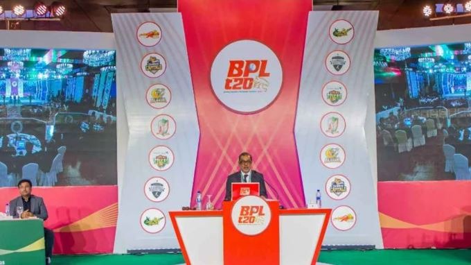 বিপিএলের ১২তম আসর ১৯ ডিসেম্বর মাঠে গড়াচ্ছে