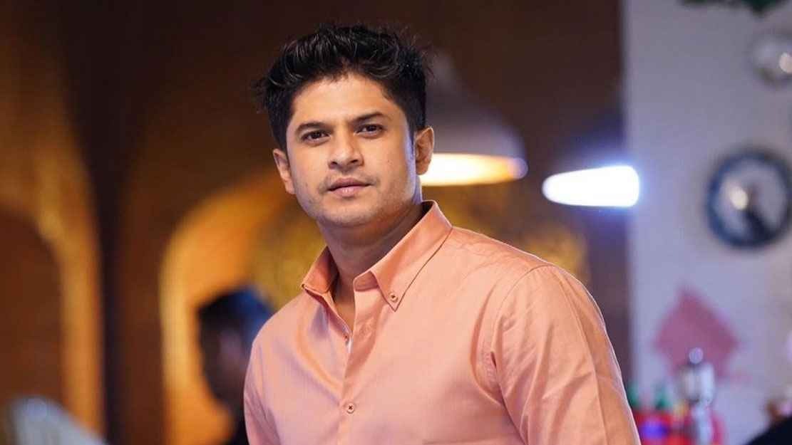 পাবনার ঈশ্বরদীতে কুকুরছানা হত্যা: নিলয় আলমগীর সর্বোচ্চ শাস্তির দাবি