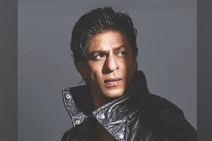 শাহরুখ কি জেমস বন্ড হবেন, যা বললেন অভিনেতা