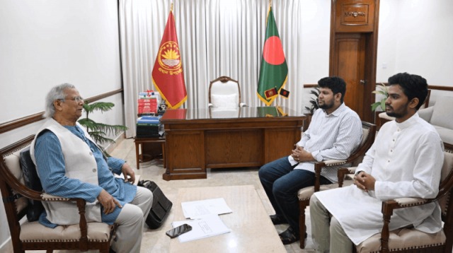 আসিফ-মাহফুজকে যে পরামর্শ দিলেন প্রধান উপদেষ্টা