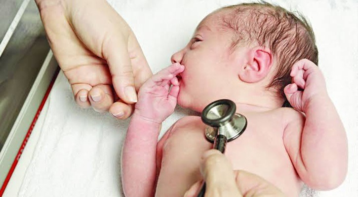 নবজাতক  অসুস্থ হলে বুঝবেন যেভাবে