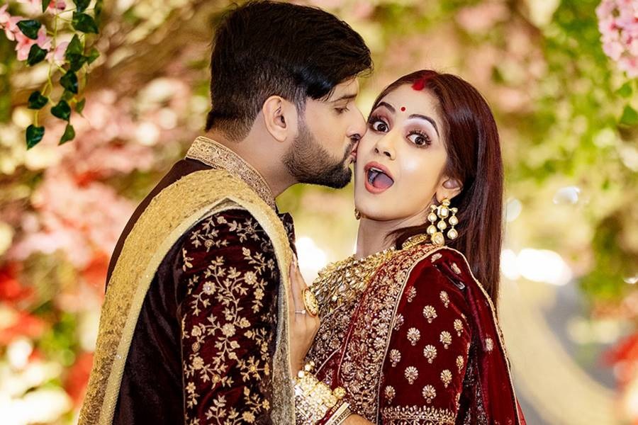 বিচ্ছেদ গুঞ্জনের মাঝেই একসঙ্গে নীল-তৃণা