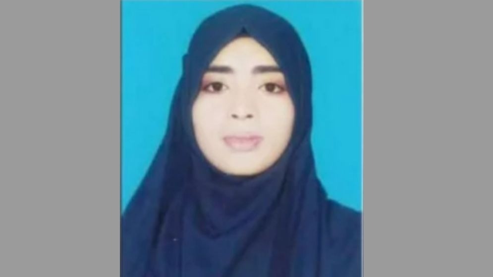 ঢামেকের সামনে ফেলে যাওয়া তরুণীর পরিচয় মিলল, পরিকল্পিত হত্যার অভিযোগ পরিবারের