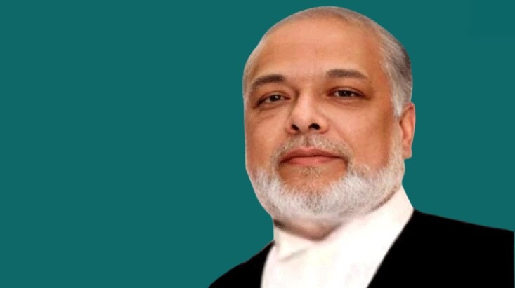 দেশের ২৬তম প্রধান বিচারপতি হিসেবে শপথ নিলেন বিচারপতি জুবায়ের রহমান চৌধুরী