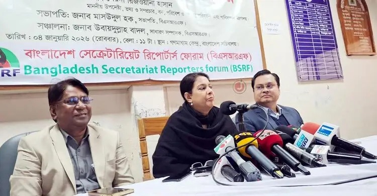 আইপিএল সম্প্রচার বন্ধের প্রস্তাবের আইনগত ভিত্তি পর্যালোচনা হচ্ছে: তথ্য উপদেষ্টা