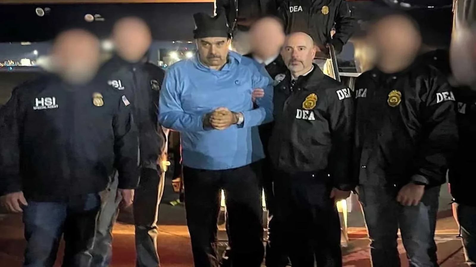 মার্কিন আদালতে হাজির হয়ে সব অভিযোগ অস্বীকার ভেনেজুয়েলার প্রেসিডেন্ট মাদুরোর