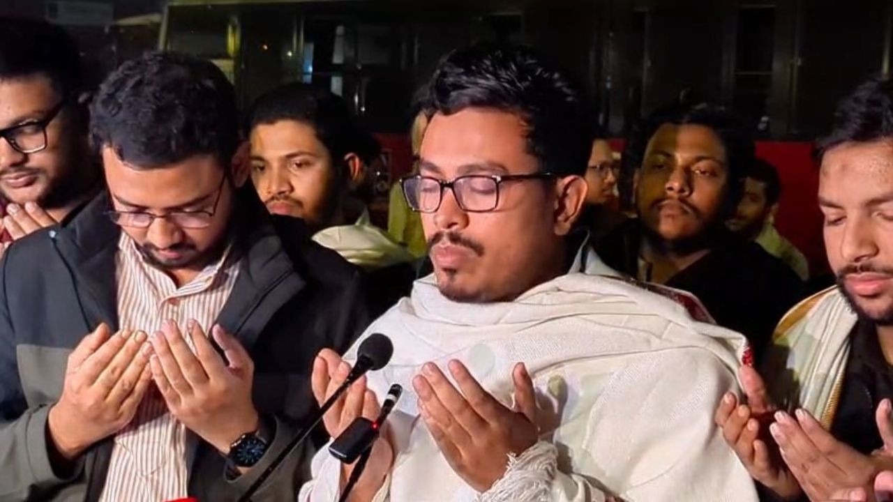 ঢাবিতে সান্ধ্যকালীন বাস চালু করলো ডাকসু