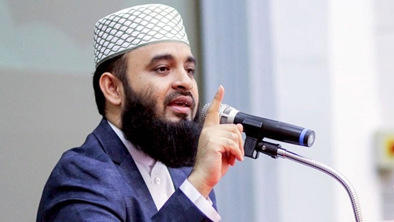 ফেসবুকে জরুরি সতর্ক বার্তা দিলেন ডা. মিজানুর রহমান আজহারি