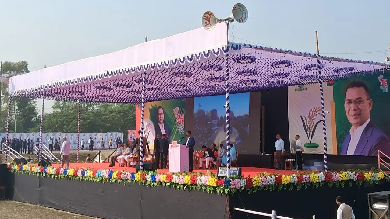 মৌলভীবাজারের শেরপুরে বিএনপির জনসভায় যোগ দিতে রওয়ানা তারেক রহমান