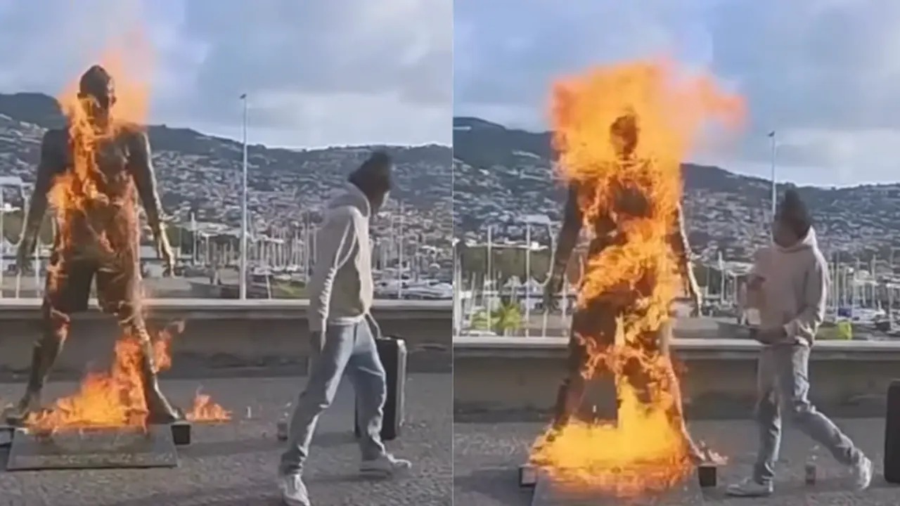 রোনালদোর ভাস্কর্যে আগুন