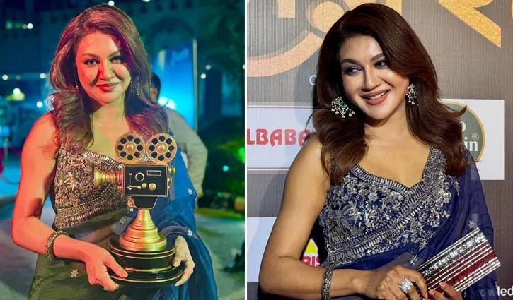 নতুন বছরের প্রথম পুরস্কার জয়ার ঝুলিতে