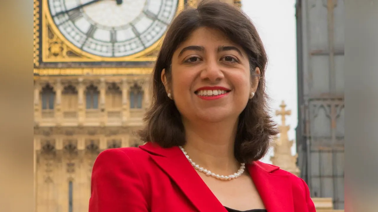 নতুন সরকারের শপথ অনুষ্ঠানে আসছেন ব্রিটিশ মন্ত্রী সীমা মালোথ্রা