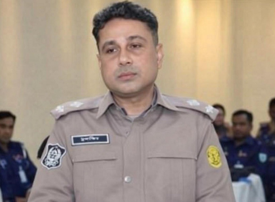 সিলেট এয়ারপোর্ট থানার ওসি শাহ মোবাশ্বির আলী ক্লোজড