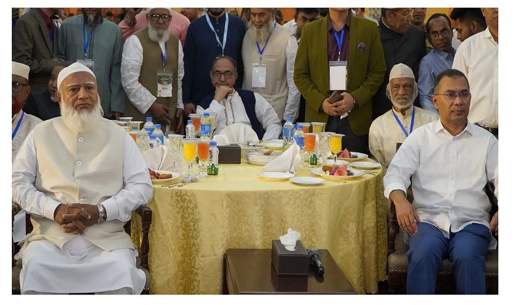জামায়াতে ইসলামীর ইফতার মাহফিলে অংশ নেন প্রধানমন্ত্রী তারেক রহমান