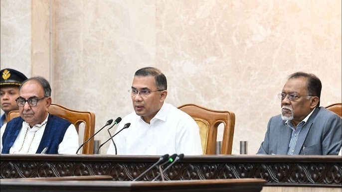 কর্মকর্তা-কর্মচারীদের সঙ্গে মতবিনিময় করেছেন প্রধানমন্ত্রী তারেক রহমান