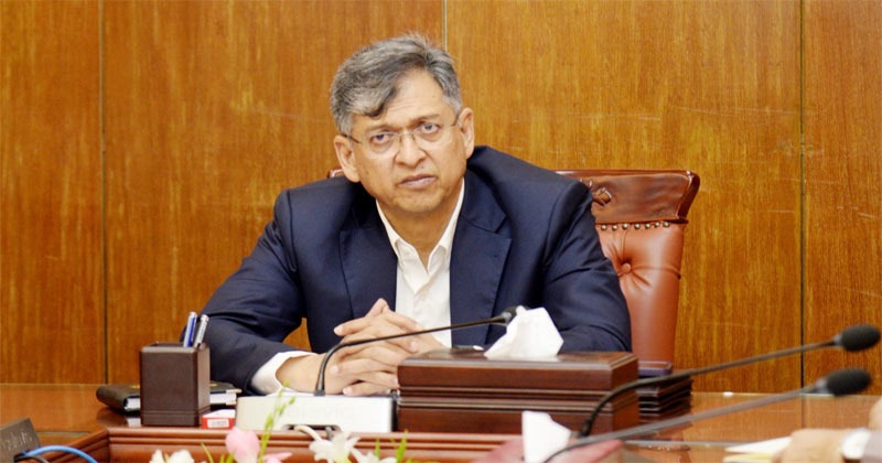 আইনশৃঙ্খলা বাহিনীর মানসিক পরিবর্তনে জোর দিচ্ছে সরকার:স্বরাষ্ট্রমন্ত্রী