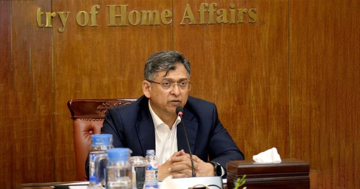 সংবিধান মেনে সরকার পরিচালনা হচ্ছে এবং ভবিষ্যতেও হবে:স্বরাষ্ট্রমন্ত্রী