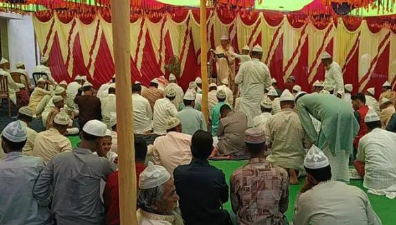 সৌদির সাথে মিল রেখে নোয়াখালীর পাঁচ গ্রামে ঈদুল ফিতর উদযাপন