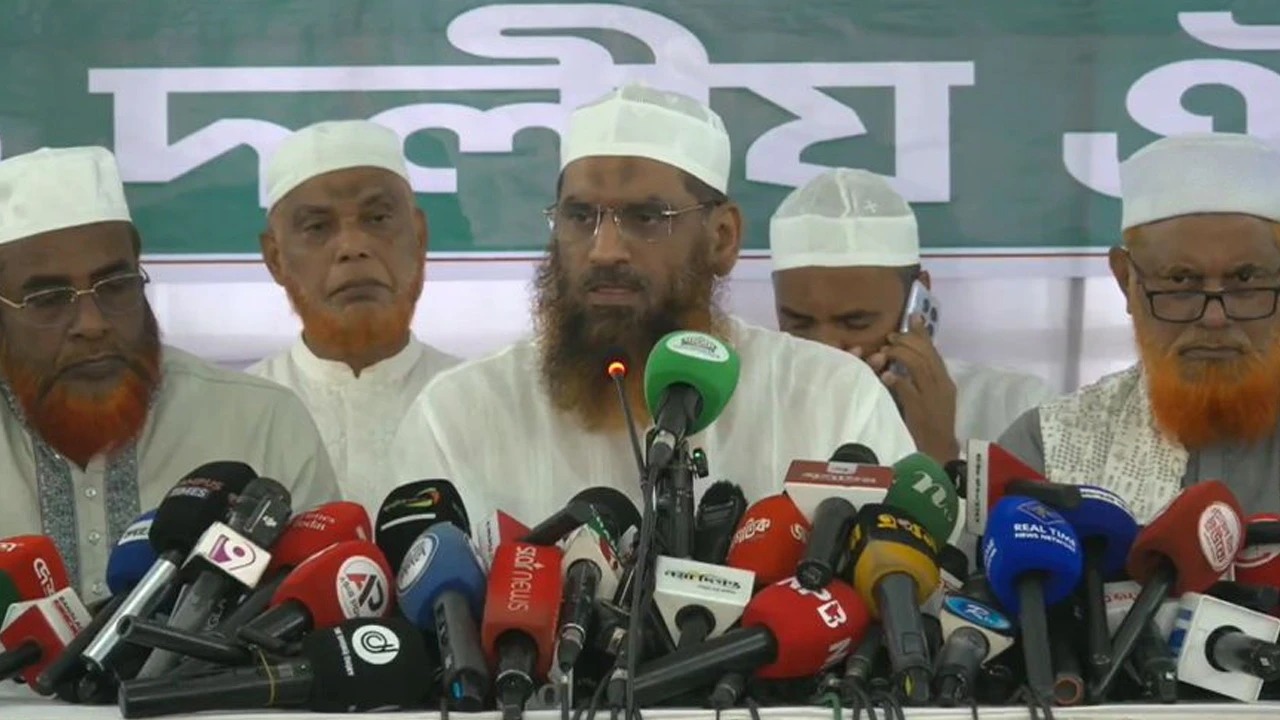 গণভোট বাস্তবায়নে চার দিনের কর্মসূচি ঘোষণা করেছে ১১ দলীয় জোট