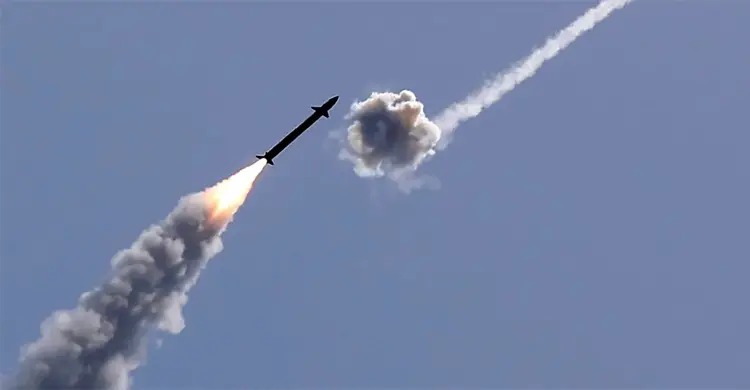 ইসরায়েলি সেনাদের ওপর হিজবুল্লাহর ড্রোন হামলার দাবি