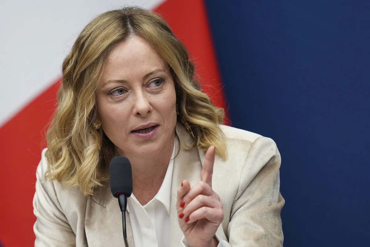 ইসরায়েলের সঙ্গে প্রতিরক্ষা চুক্তি স্থগিত করল ইতালি