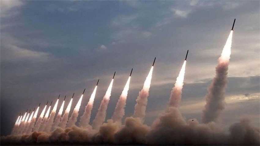 লেবানন থেকে ইসরায়েলে হিজবুল্লাহর রকেট হামলা