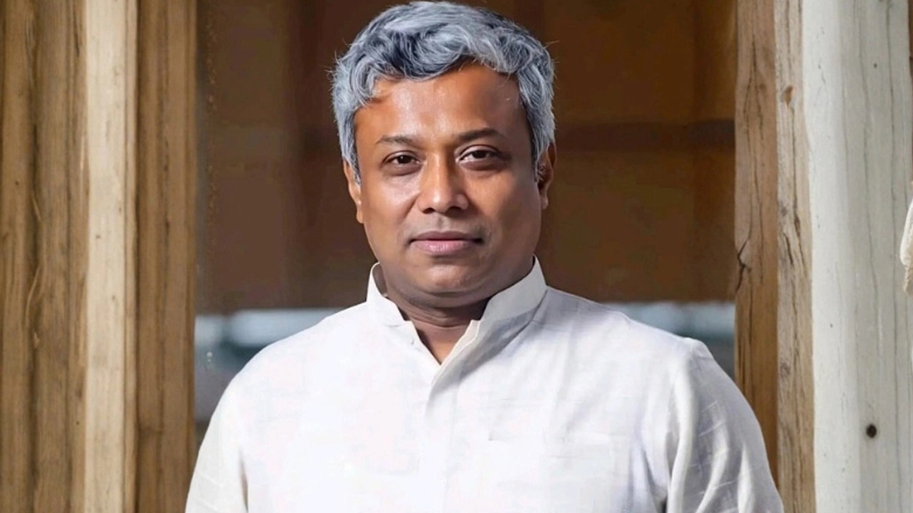 জ্বালানি প্রতিমন্ত্রীকে নিয়ে ভুয়া ফটোকার্ড, থানায় সাধারণ ডায়েরি