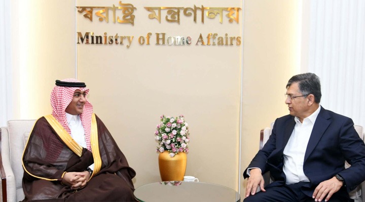 সৌদি আরবে ২২ হাজার রোহিঙ্গাকে বাংলাদেশি পাসপোর্ট প্রদান: স্বরাষ্ট্রমন্ত্রী