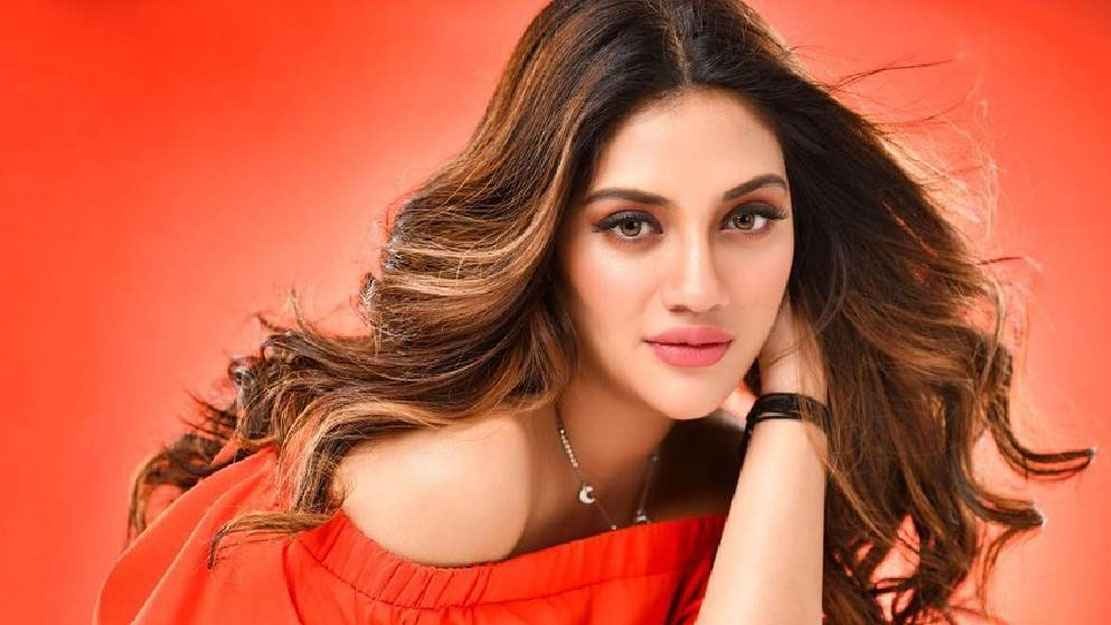 বাংলাদেশে গম পাচারের অভিযোগে অভিনেত্রী নুসরাতকে তলব