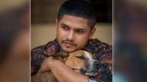 প্রিয় পোষা কুকুর ‘লালু’কে হারিয়ে শোকাহত অভিনেতা নিলয় আলমগীর